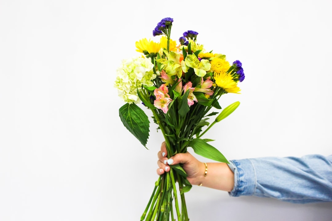 The Rise of Farm-to-Table Flower Delivery Services