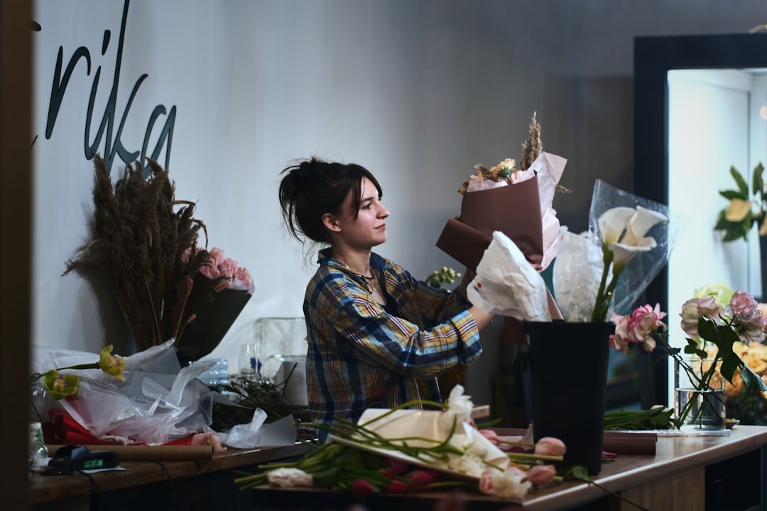 Same-Day Flower Delivery: How Does It Work Behind the Scenes?